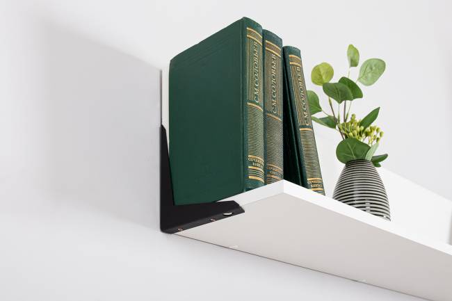 Два комода-ТВ-тумбы Валенсия с двумя навесными полками цвет белый шагрень