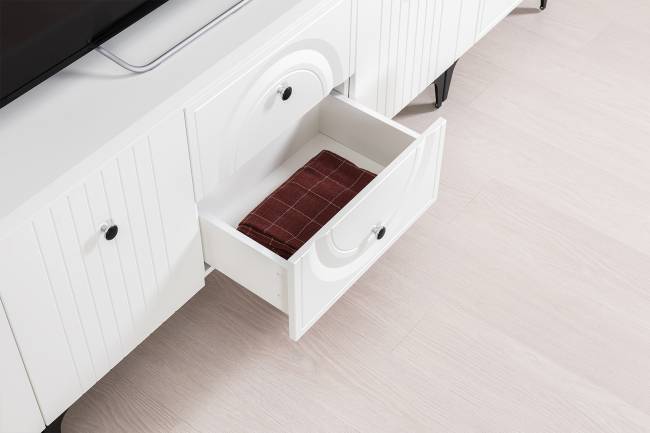 Тумба для ТВ с двумя навесными полкой Валенсия цвет белый шагрень