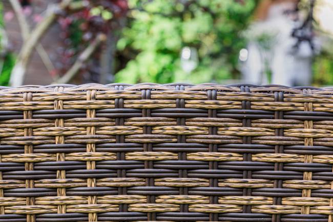 Обеденный комплект FIONA из искусственного ротанга в коричневом цвете