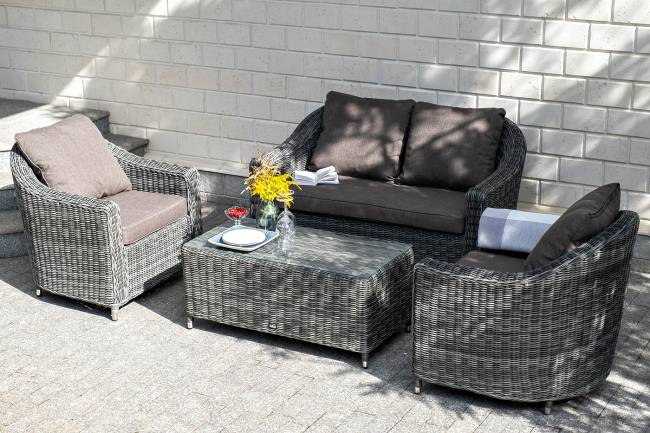 "Кон Панна" столик журнальный из искусственного ротанга, цвет графит "Кон Панна" столик журнальный из искусственного ротанга, цвет графит