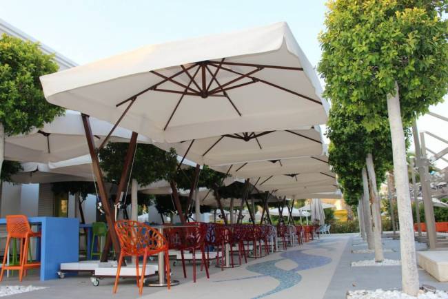 Зонт профессиональный 3х4 м Banana бежевый 3000х4000 мм Зонт профессиональный 3х4 м Banana бежевый 3000х4000 мм